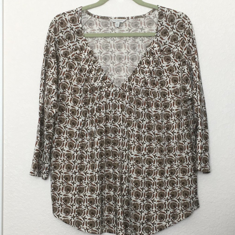 LUCKY BRAND TUCKED V-NECK 3/4 SLEEVE SHIRT - L